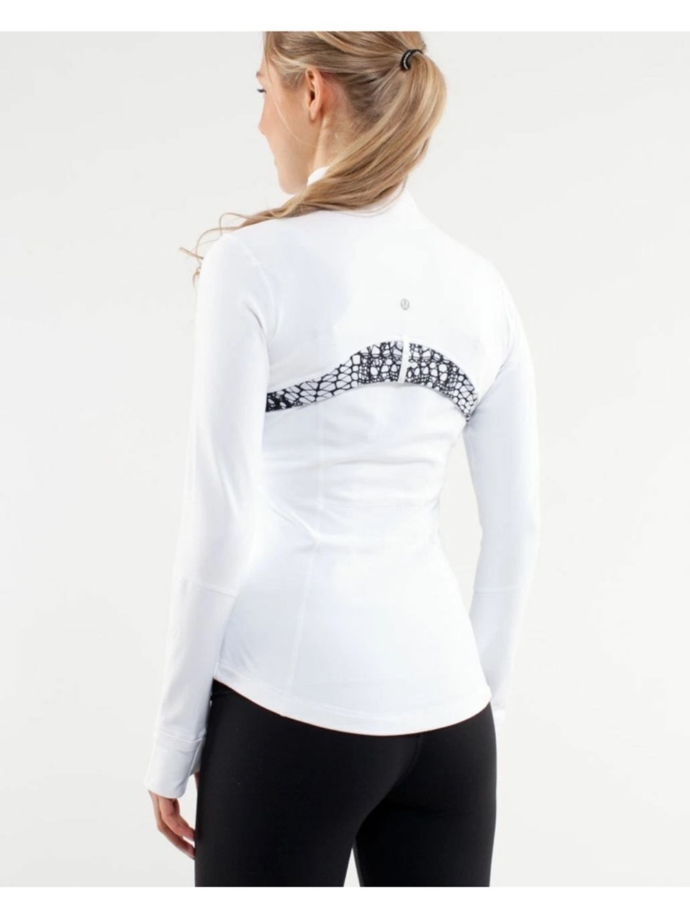 Lululemon Define jacket in black lace print size 4 - Picture 4 of 4